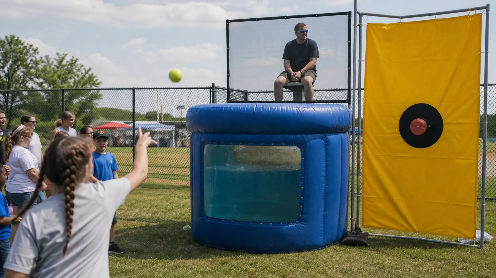 Inflatable Dunk Tank: The Export Buyer's Guide to a High-Revenue Carnival Attraction