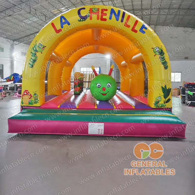 GB-086 Château gonflable chenille