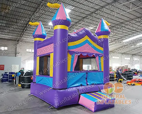  Inflatable purple castle