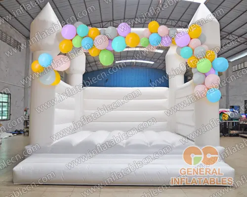 GC-005 Inflatable bouncy castles