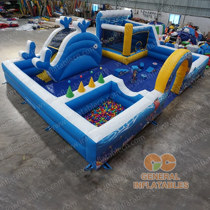 GF-114 Parque de juegos interior con temática oceánica, con zona de softplay y piscina de bolas