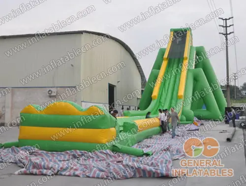 GWS-137 15m tall hippo slide