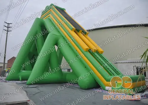 GWS-137 15m tall hippo slide