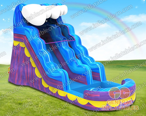 Grand toboggan aquatique